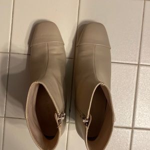 Cream Zara heeled booties. Faux leather. Size 37